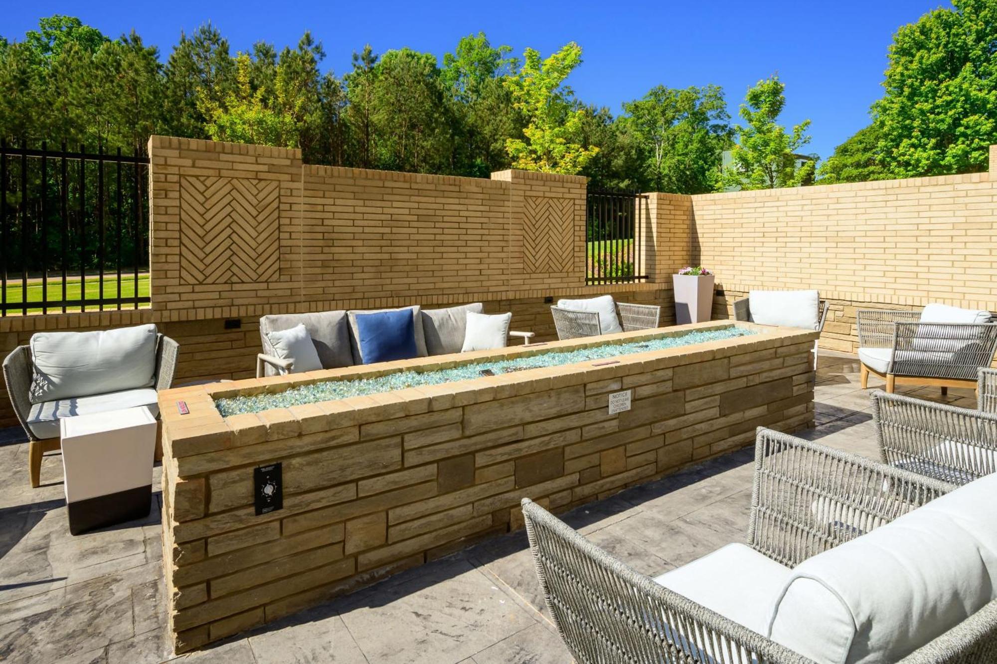 Courtyard By Marriott Raleigh Cary Crossroads Ξενοδοχείο Εξωτερικό φωτογραφία