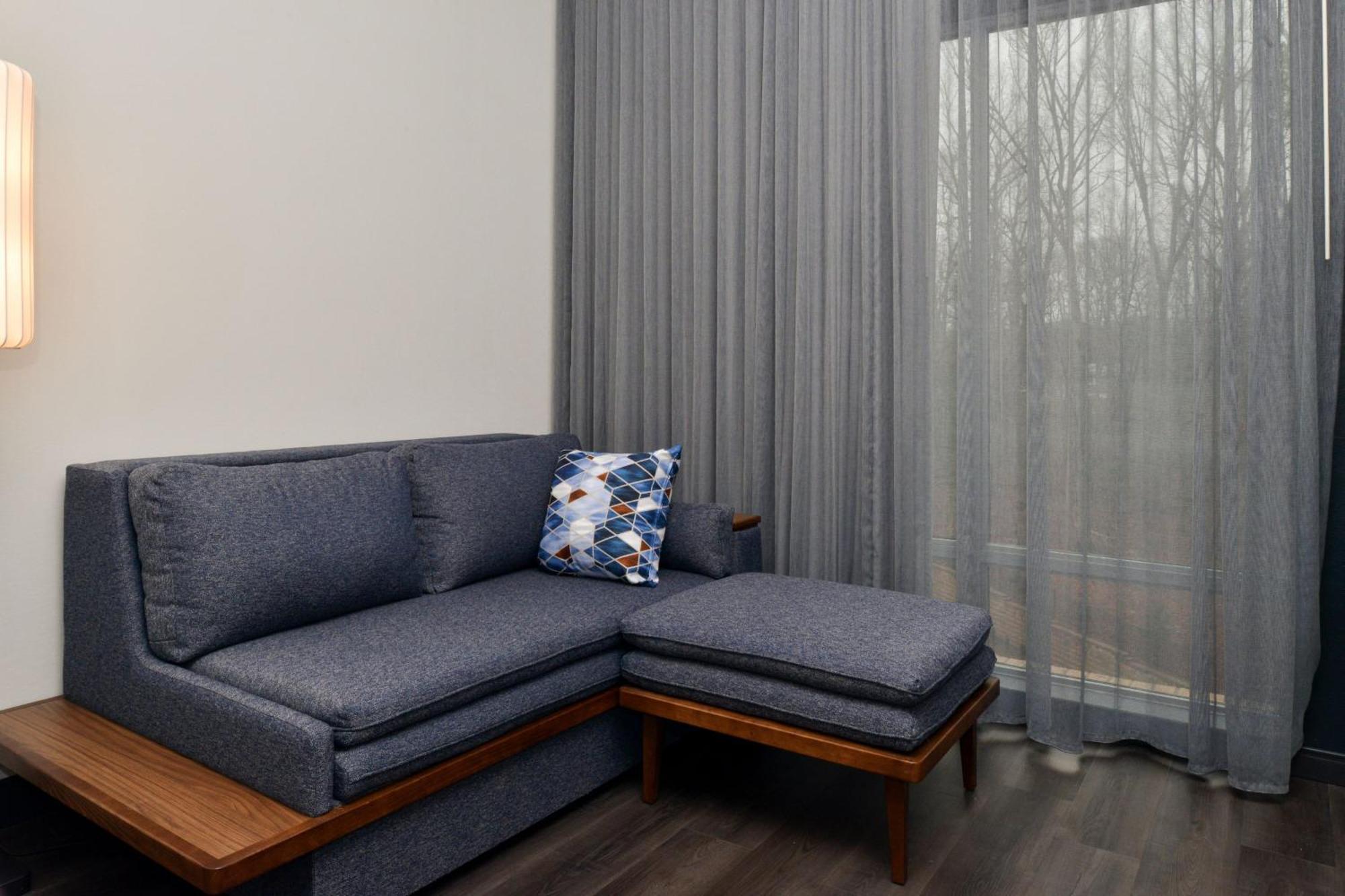Courtyard By Marriott Raleigh Cary Crossroads Ξενοδοχείο Εξωτερικό φωτογραφία